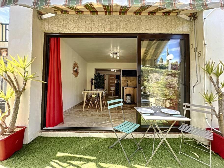 Superbe Appartement En Bord De Mer Bandol Eksteriør billede